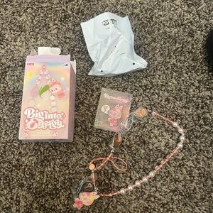 Popmart Big into Energy labubu phone charm